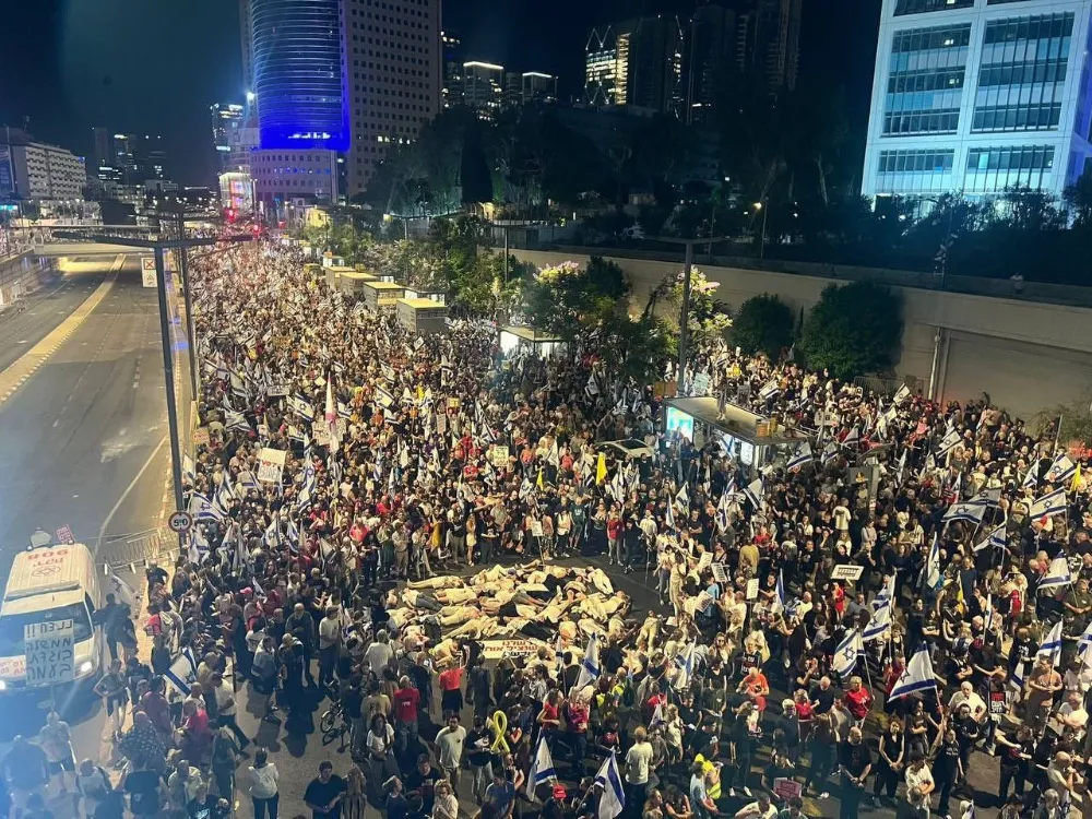 İSRAİL’DE HÜKÜMET KARŞITI GÖSTERİLER SÜRÜYOR