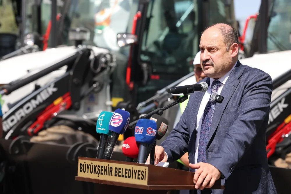 BÜYÜKŞEHİR, 47 MİLYONLUK YENİ ARAÇ FİLOSUYLA SAHADA GÜCÜNE GÜÇ KATTI