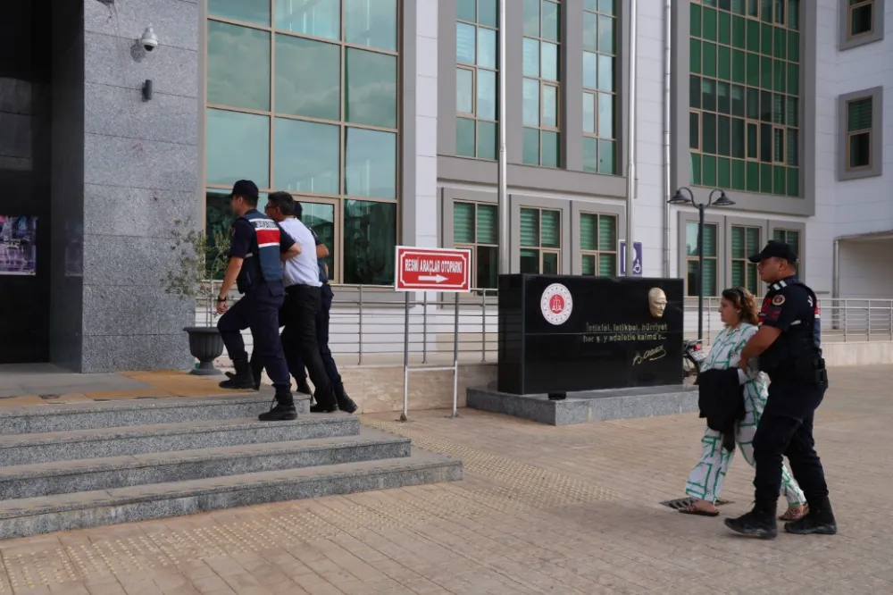 KİRACISININ ÖLÜMÜNE NEDEN OLAN ÖĞRETMEN GÖZYAŞI DÖKTÜ