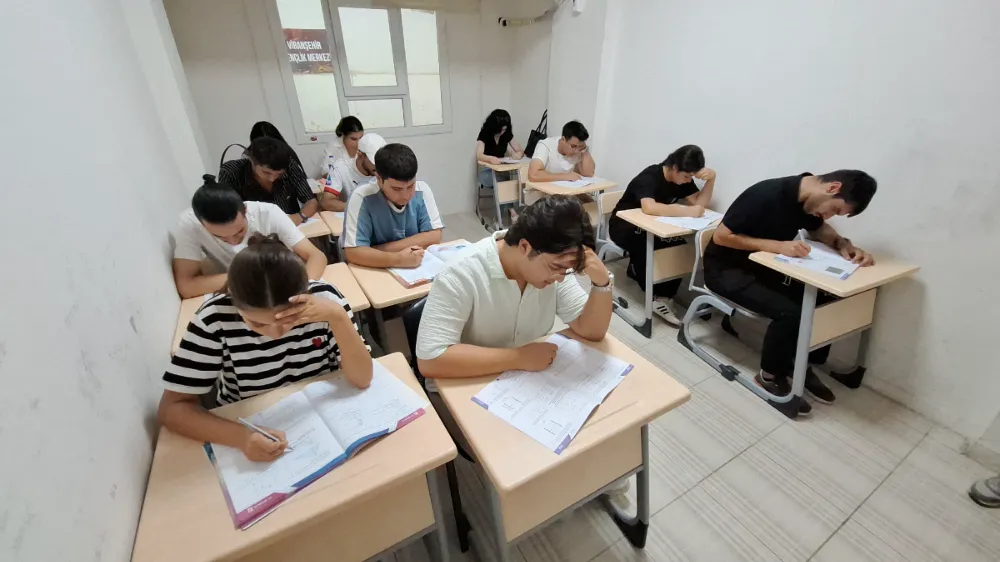 HAYALLERİNDEKİ ÜNİVERSİTEYİ ŞANLIURFA BÜYÜKŞEHİR BELEDİYESİ İLE KAZANDILAR