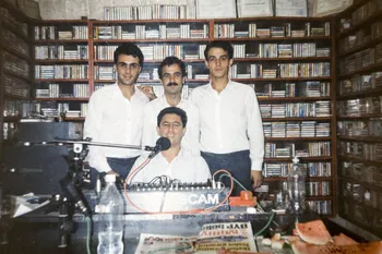 MAZİDEN BİR KARE : 1995 YILINDA HARRAN FM STÜDYOSU