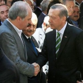 AK Parti`den iki büyük transfer