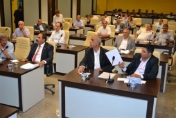 MECLİSE BİLBOARD DAMGA VURDU (VİDEO)