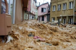 SİVEREK`TE  SEL