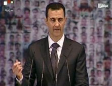 Esad halka seslendi