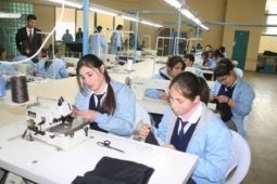 574 Bin Öğrenciye  Meslek Lisesi Yolu Göründü