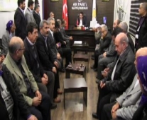MUHACİRLERDEN AK PARTİYE ZİYARET