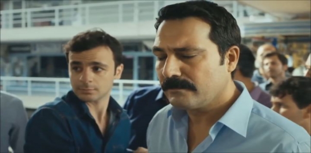URFALIYAM EZELDEN DİZİSİNİN YAYINDAN KALDIRILMASINA TEPKİ