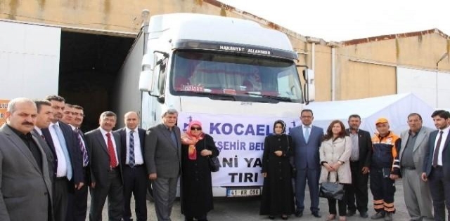 Ak Partili Belediyelerden Suriyelilere Yardım