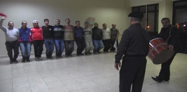 ESKİ HALK OYUNCULARI BİRAYA GELDİ