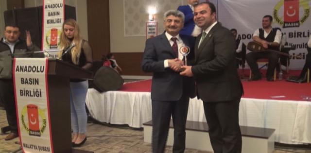 ÇİFTÇİ?YE BİR ÖDÜLDE ABB?DEN