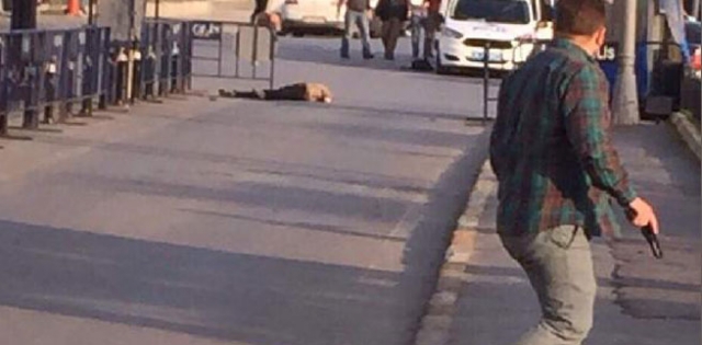 İstanbul Emniyet Müdürlüğü`ne Saldırı!