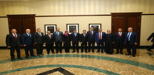 BAŞBAKAN İLK TOPLANTISINI ŞANLIURFA ADAYLARI İLE YAPTI