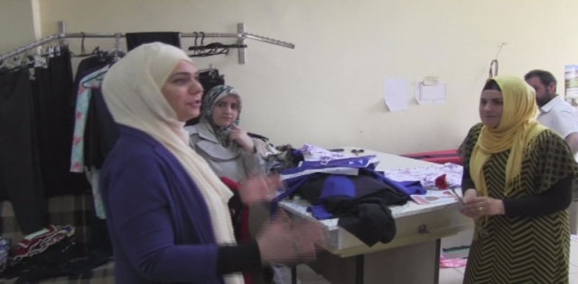 CHP KADIN KOLLARINDAN ESNAF ZİYARETİ