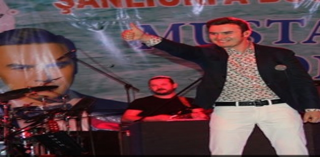 Akçakale`de Ceceli Rüzgarı