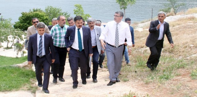 "Halfeti dünya turizmine açılmalı"