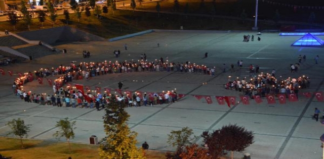Yurtta 19 Mayıs coşkusu gecede sürdü