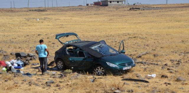 Siverek`te Trafik Kazası: 3 Yaralı