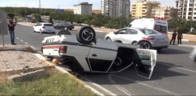 Otomobil Devrildi, Sürücü Yaralandı
