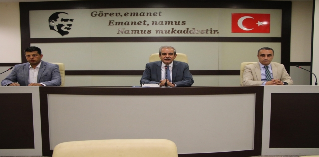 BAŞKAN DEMİRKOL?DAN ŞANLIURFA?NIN DEĞERLERİNE VEFA ÖRNEĞİ