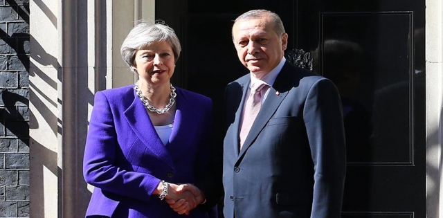 Cumhurbaşkanı Erdoğan,Theresa may ile görüştü