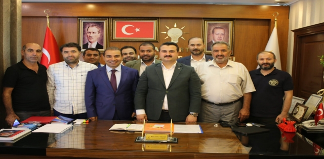 ZAHİT ?TEN AKPARTİ İL BAŞKANINA ZİYARET 