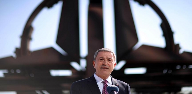 Hulusi Akar`dan terörle mücadelede kararlılık mesajı