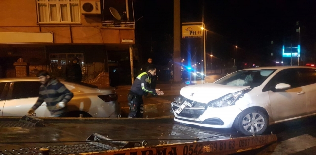 Şanlıurfa`da trafik kazası: 4 yaralı 