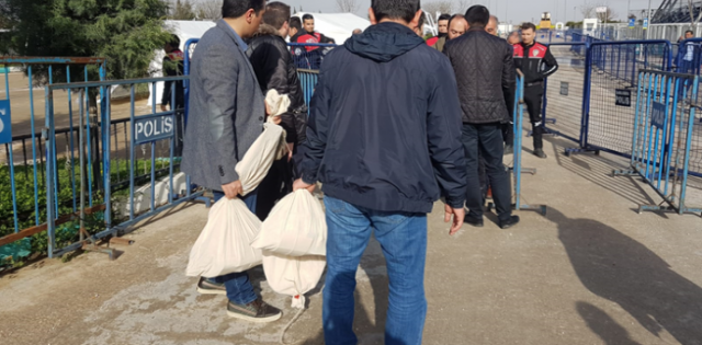 Urfa`da Oy Torbaları Seçim Kuruluna Gelmeye Başladı