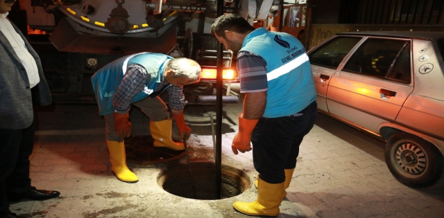 ŞUSKİ 24 SAAT HİZMET VERİYOR - GÖRÜNTÜLÜDÜR