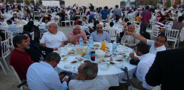 BÜYÜKŞEHİR`İN KARDEŞLİK BULUŞMALARI SÜRÜYOR