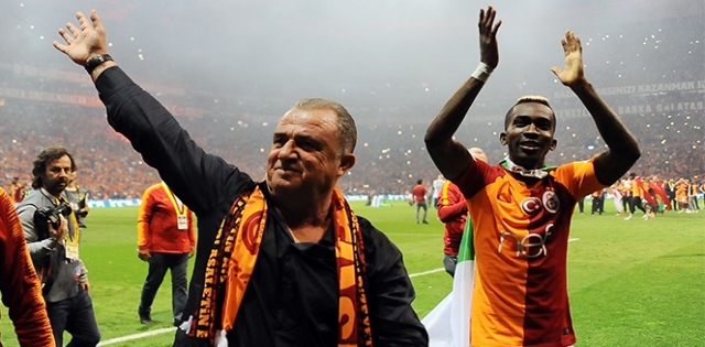 Fatih Terim 19. kupasını aldı