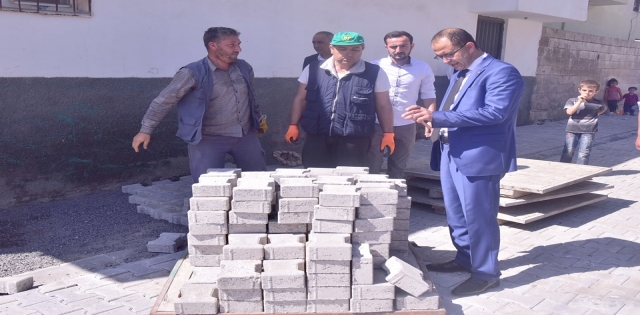 Başkan Aksak, sahada