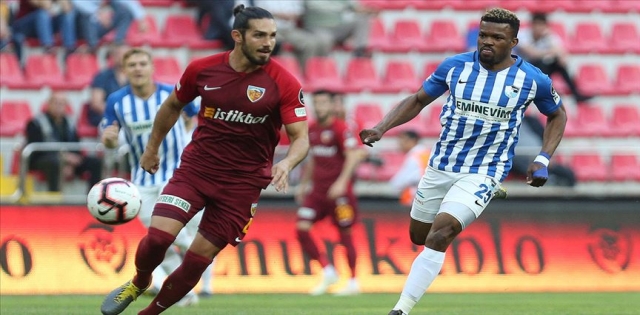 Erzurumspor Süper Lig`e galibiyetle veda etti