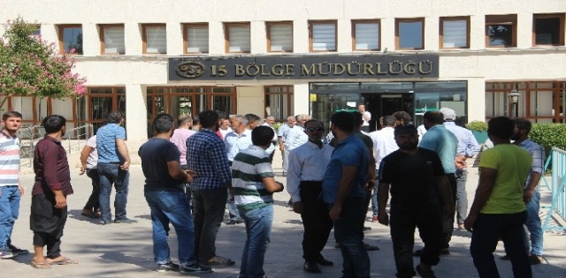 Ekinleri kuruyan çiftçilerden açıklama