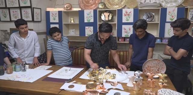 SANAT SOKAĞI`NDAKİ KURSLARA YOĞUN İLGİ 