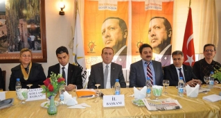 EĞİLMEZ, BASIN İLE BİR ARAYA GELDİ